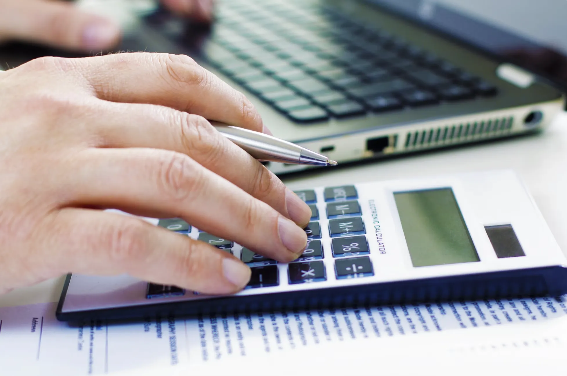 Sistema de cobranzas para empresas uruguayas: cómo ordenar pagos y facturación 
