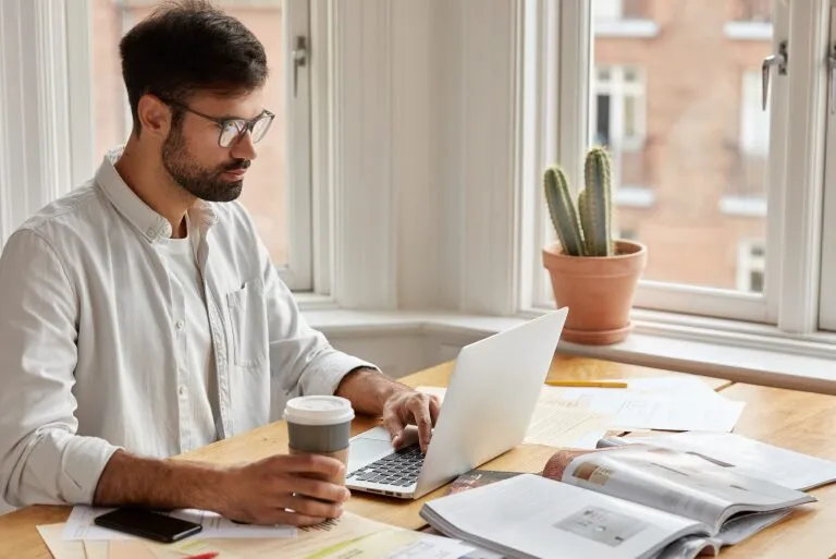 Tu pyme en la era digital: guía para una transformación exitosa